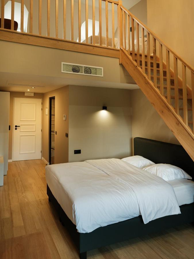 Hotel Ferme d'Ecavéé Celles  Esterno foto